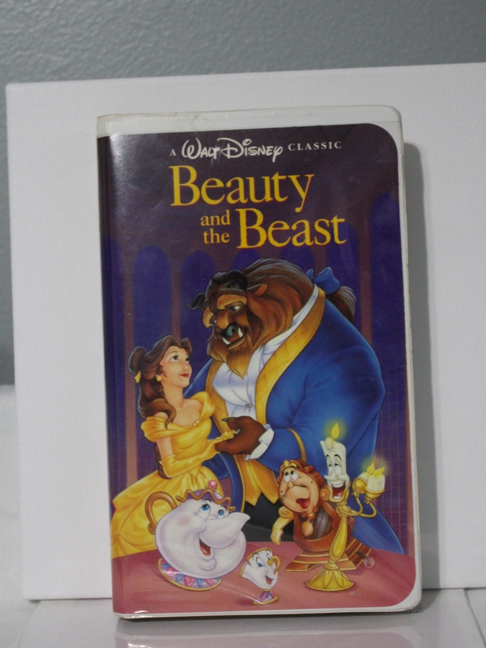 Beauty and the Beast Classic Disney VHS - Purple & Yellow Cover
